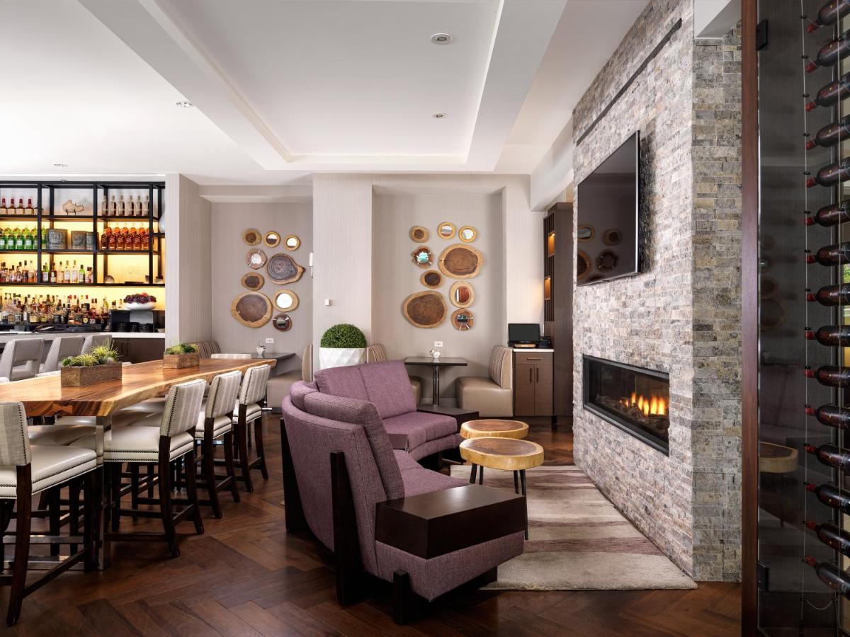 Victoria Marriott Inner Harbour Екстер'єр фото